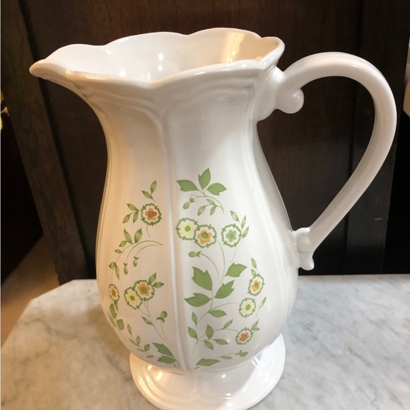 Federalist USA Pottery Pitcher and Bowl. Bowl measures aproximately 13" in diam. - Picture 8 of 13